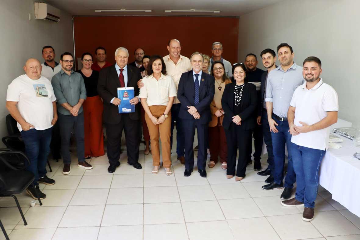 Deputado Dirceu Dalben visita Morungaba