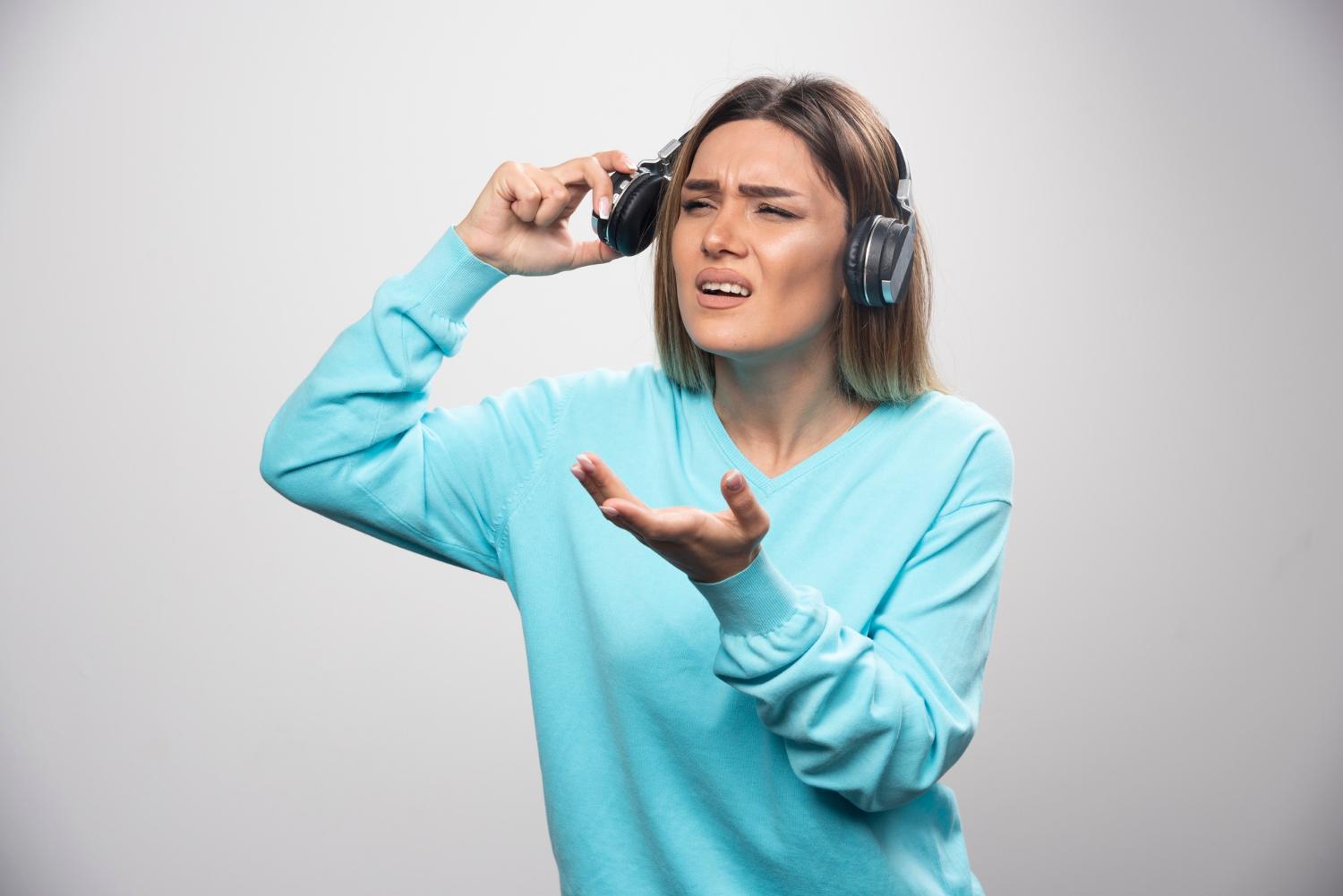 OMS estima que mais de um bilhão de jovens poderão desenvolver perda auditiva