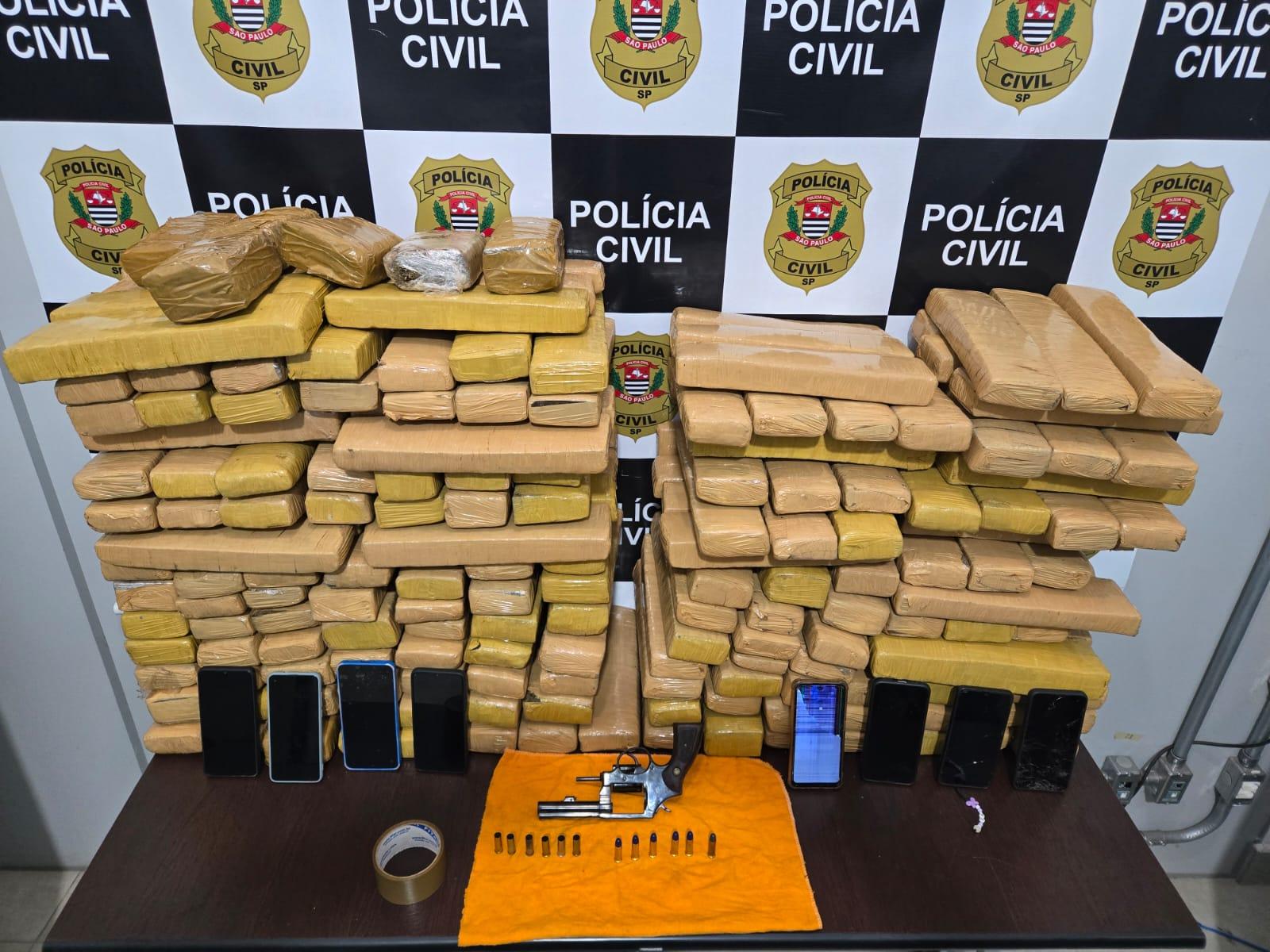 Operação da Polícia Civil prende trio com quase 200 quilos de maconha na região de Americana