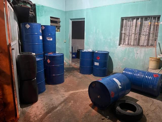 Polícia encontra 'laboratório' de lança-perfume em Campinas