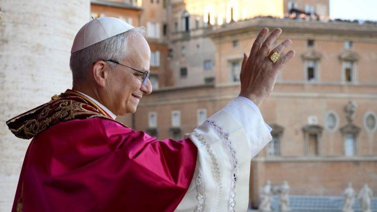 Quem é o papa Leão XIV: próximo de Francisco e missionário no Peru