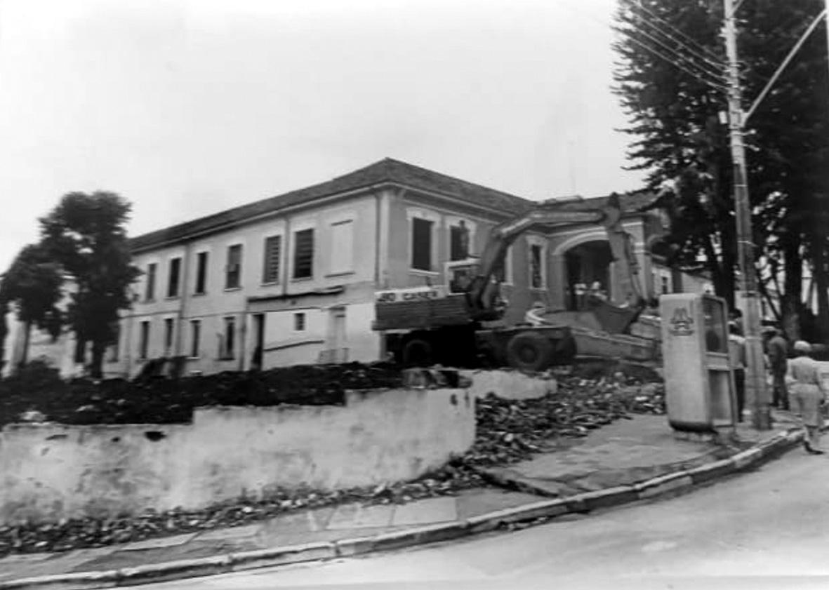 Um pouco da história de Itatiba   e itatibenses contada em fotos
