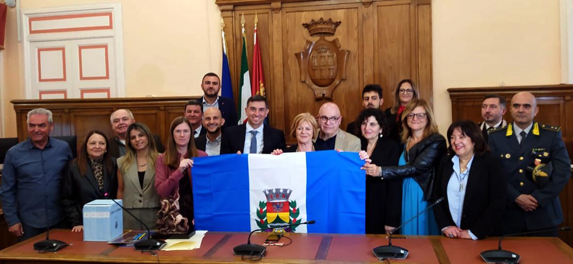 Intercâmbio cultural com cidades irmãs na Itália