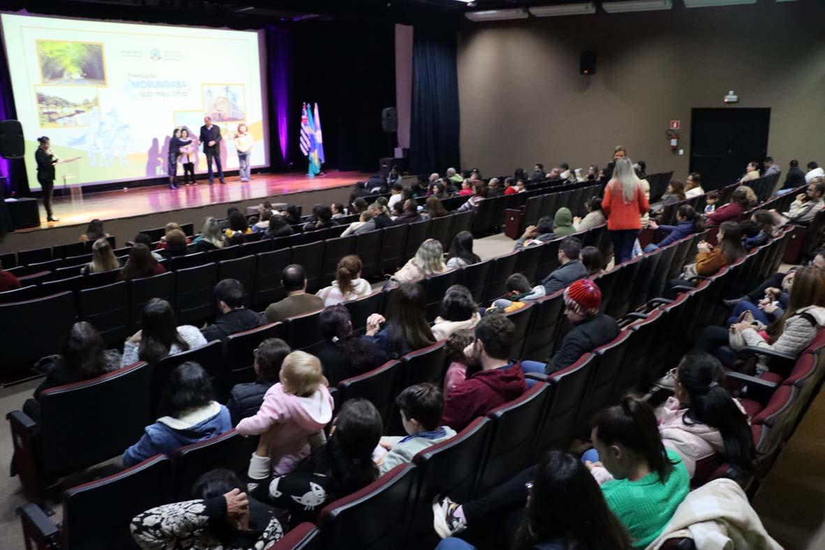 Alunos são homenageados em premiação do concurso “Morungaba sob meu olhar”