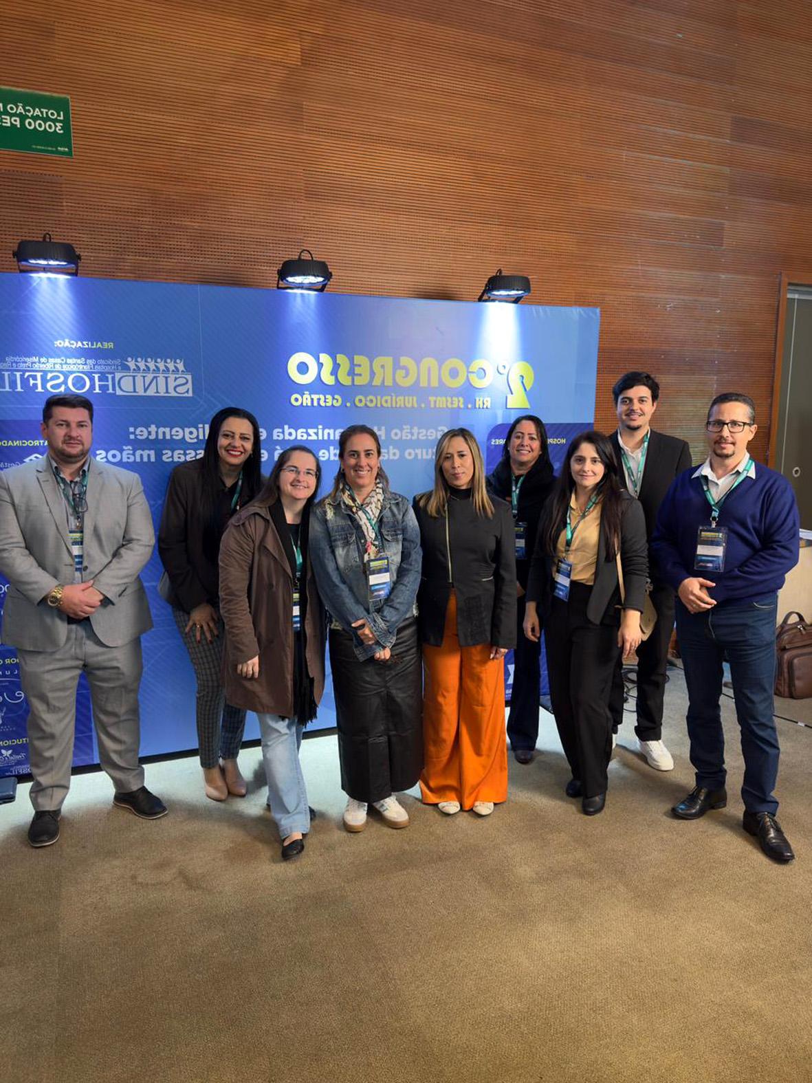 Colaboradores da Santa Casa participam do 2º Congresso do SindHosfilRP