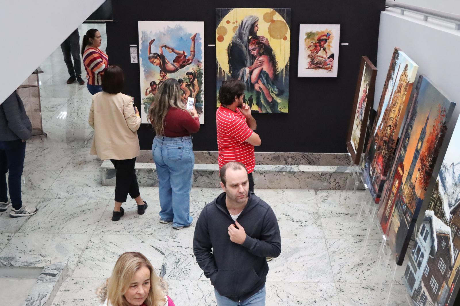 Exposição “Fragmentos”, de Daniel Bota, é inaugurada na Câmara