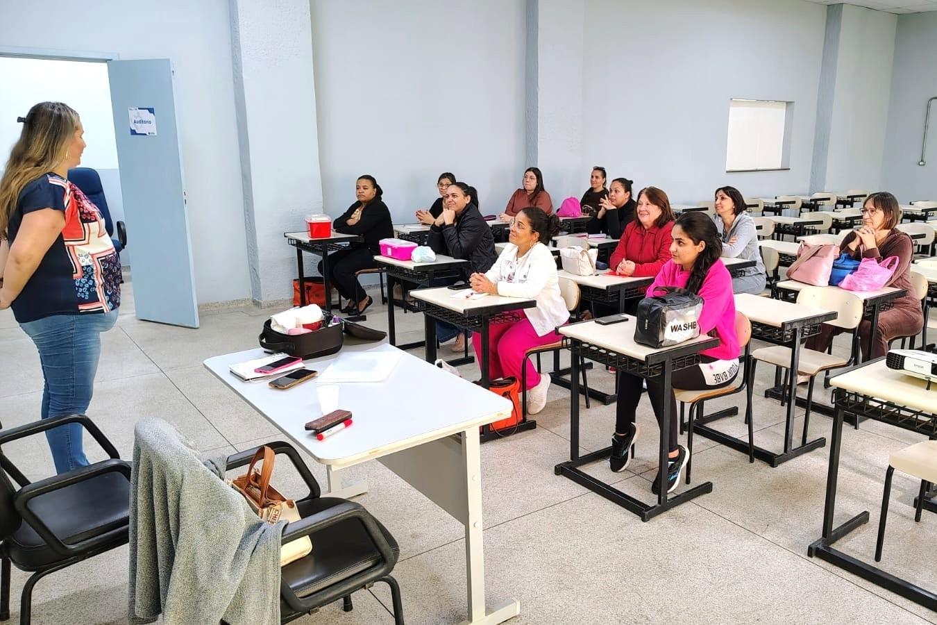 Manicure, Barbeiro e Personal Chef estão entre as opções de aulas gratuitas do Fundo Social para julho