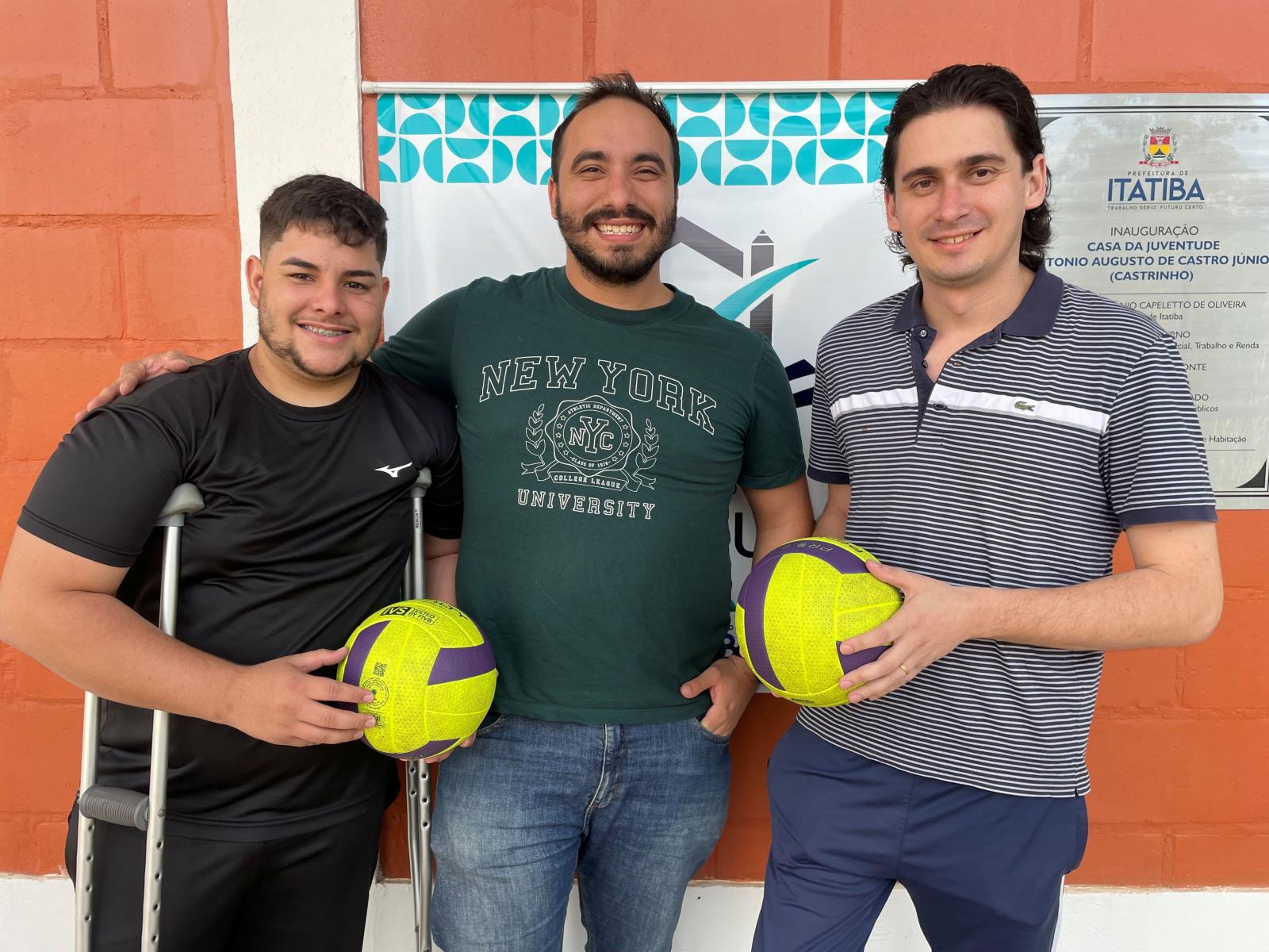 Atleta de Itatiba é convocado para equipe de vôlei sentado de Sorocaba