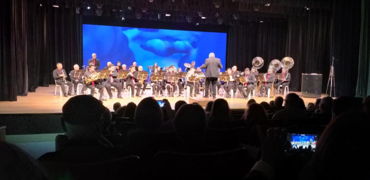 Banda Santa Cecília comemora aniversário proporcionando um maravilhoso espetáculo musical