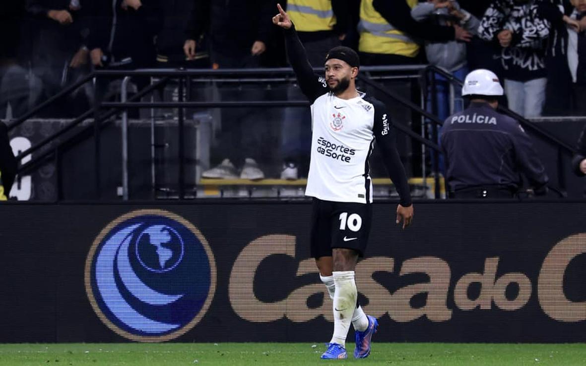 Corinthians vence Derby e sai na frente do Palmeiras nas oitavas de final