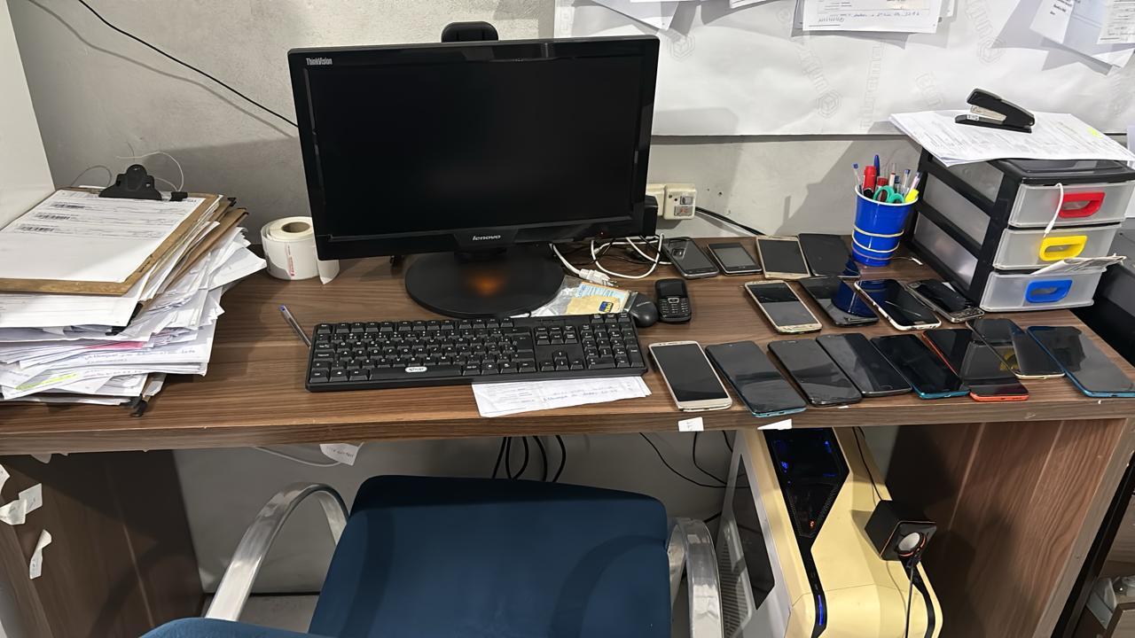 Deic fecha central de telemarketing clandestina usada em golpes bancários