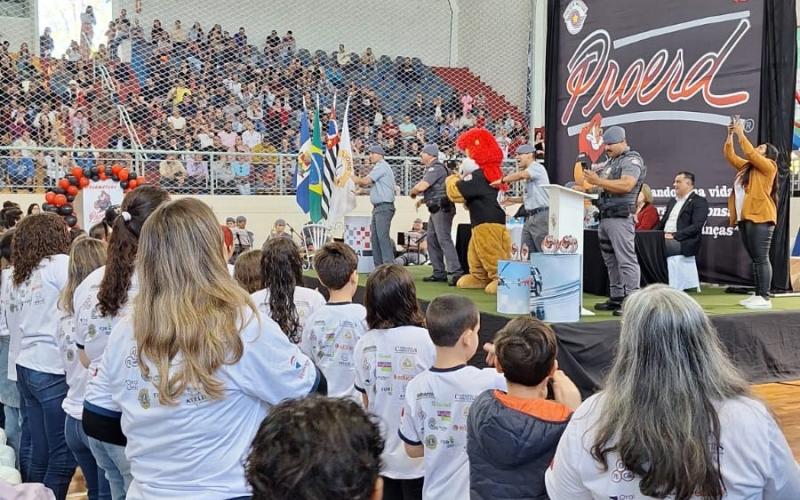 Formatura do PROERD celebra cidadania e prevenção nas escolas de Itatiba