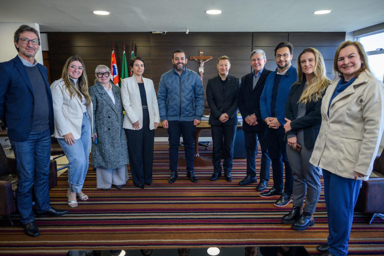 Prefeitura de Jundiaí recebe visita institucional da Omron Healthcare Brasil para apresentação de novos projetos