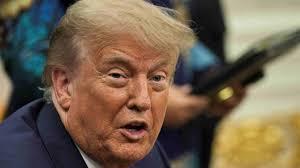 Trump acusa Brasil de promover 'caça às bruxas' contra Bolsonaro e elogia ex-presidente