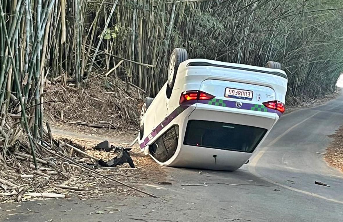 Carros capotam na área central e na Av. Nossa Senhora das Graças