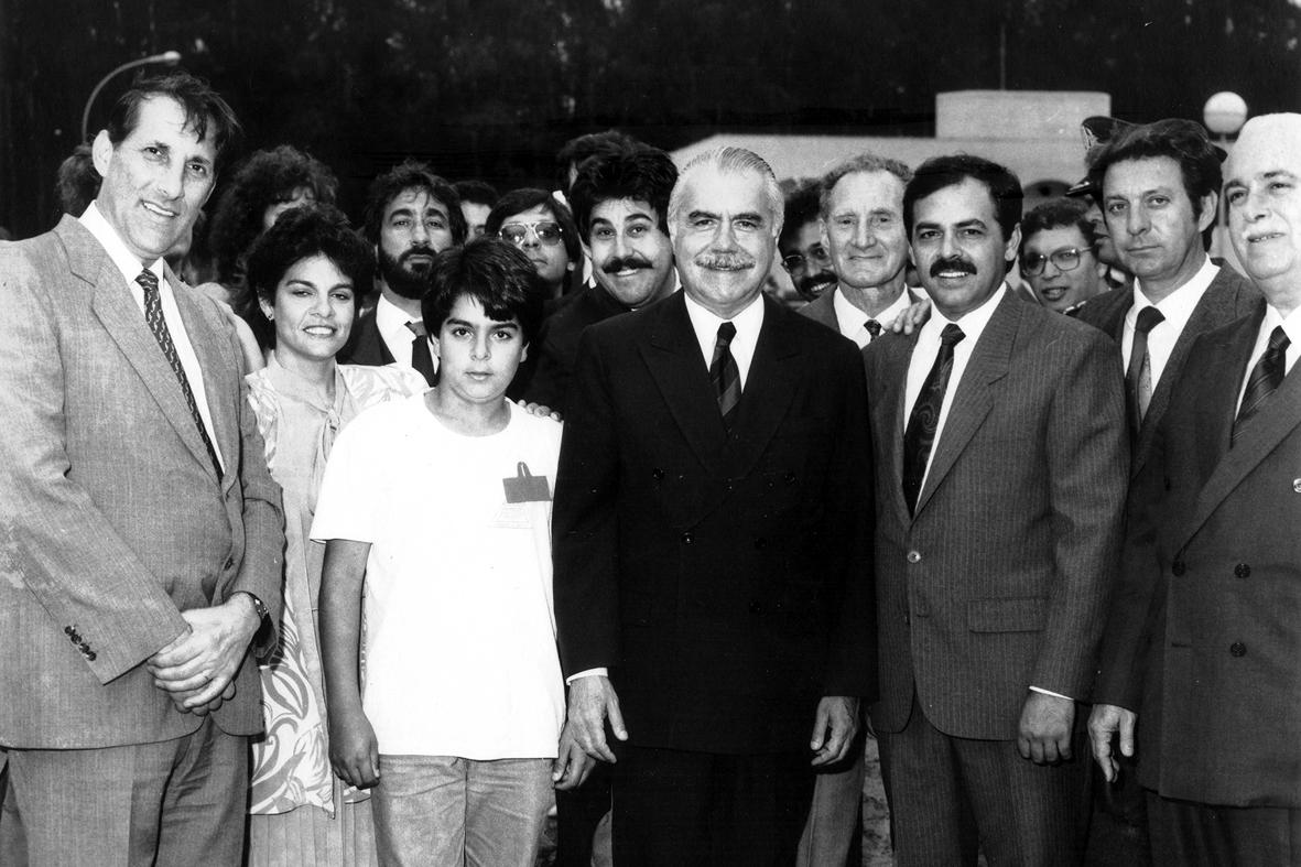 Sarney em Morungaba, a Fameb e os Dragões Sarney em Morungaba, a Fameb e os Dragões