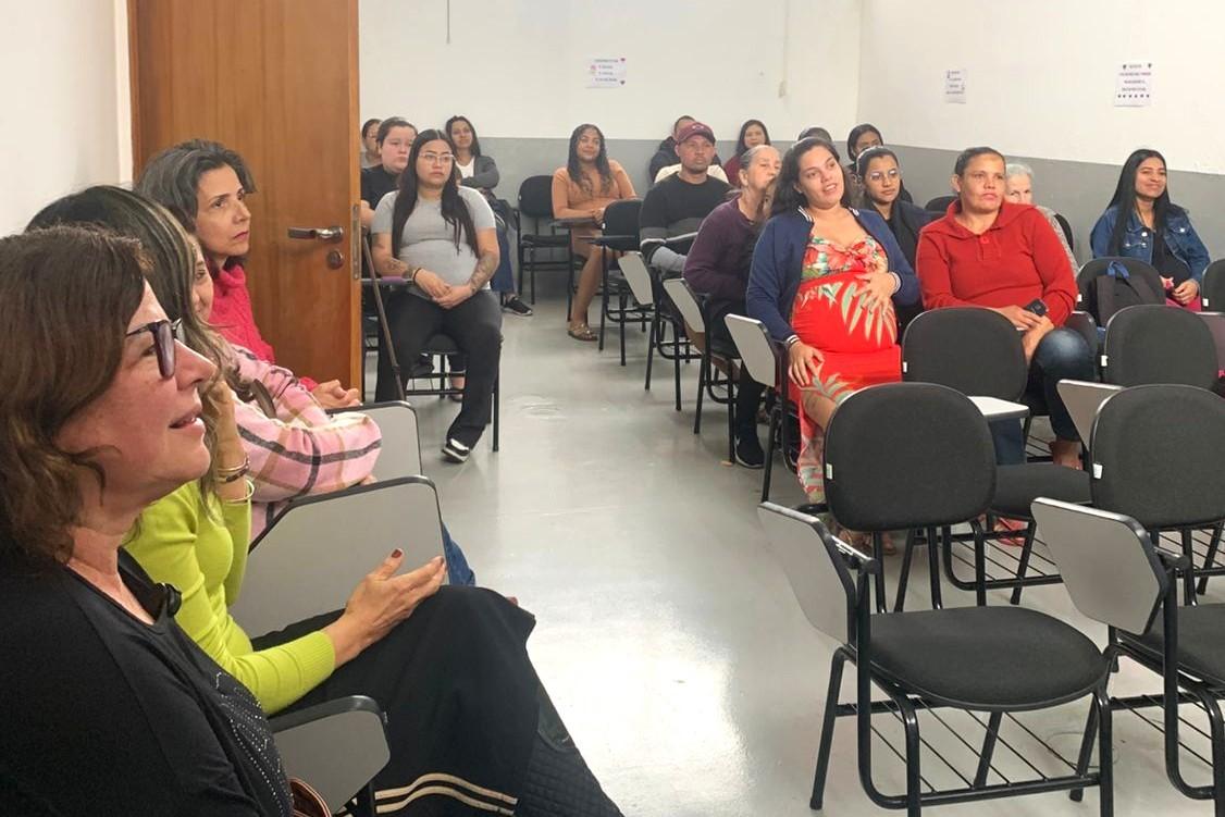 Entrega de enxovais e palestras marcaram programação dedicada à Primeiríssima Infância
