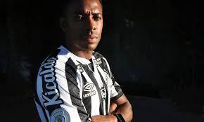 Maioria do STF mantém prisão do ex-jogador Robinho