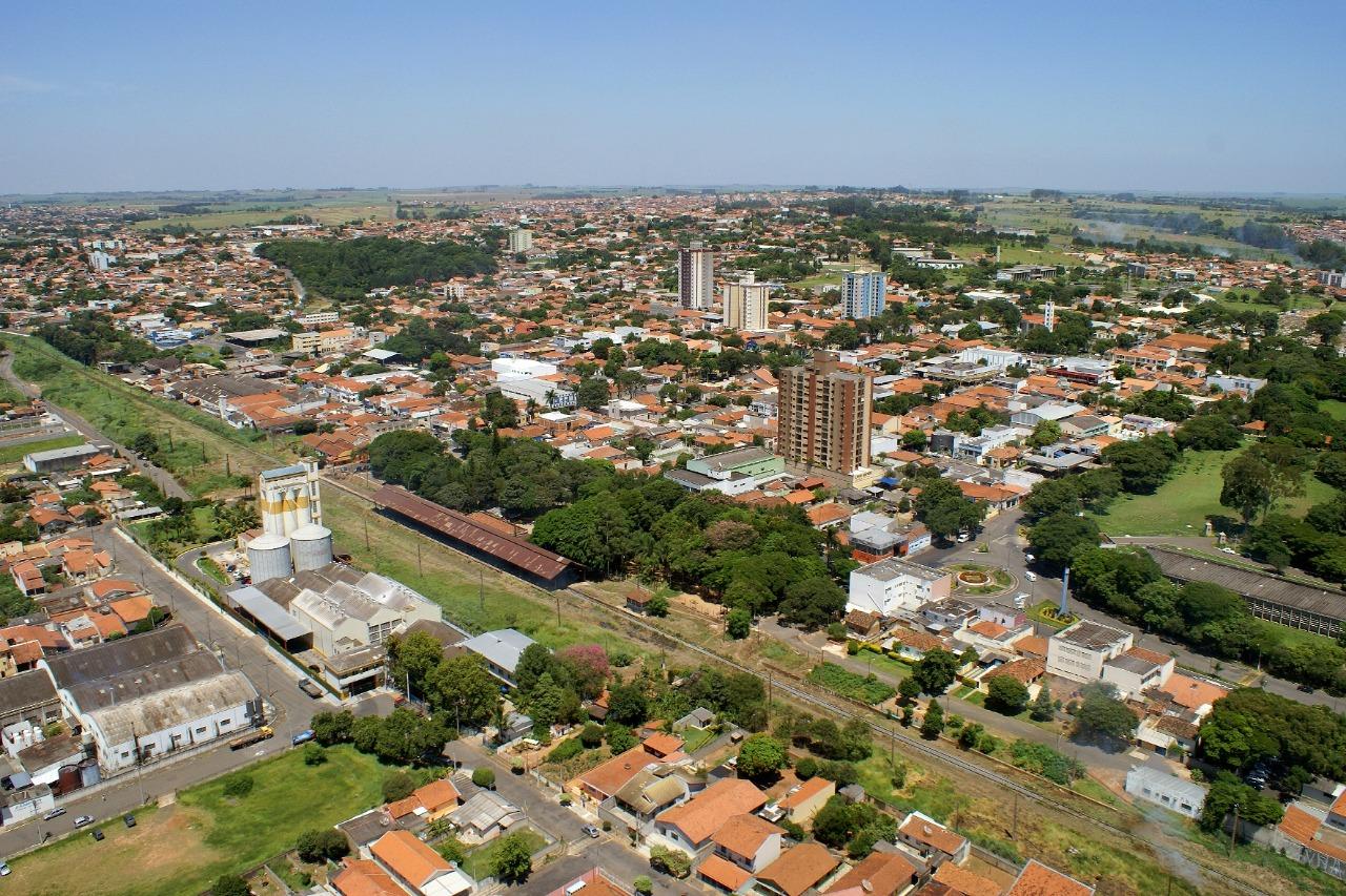 Nova Odessa inicia campanha educativa de porta em porta para incentivar descarte correto de lixo
