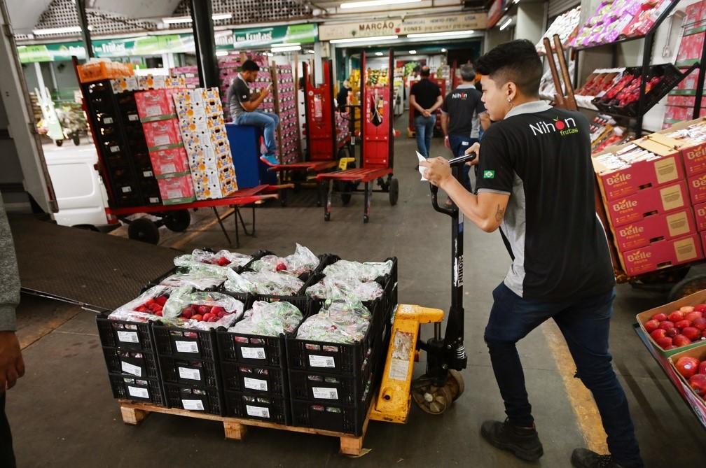 Sacolômetro da Ceasa registra redução nos preços de frutas e legumes