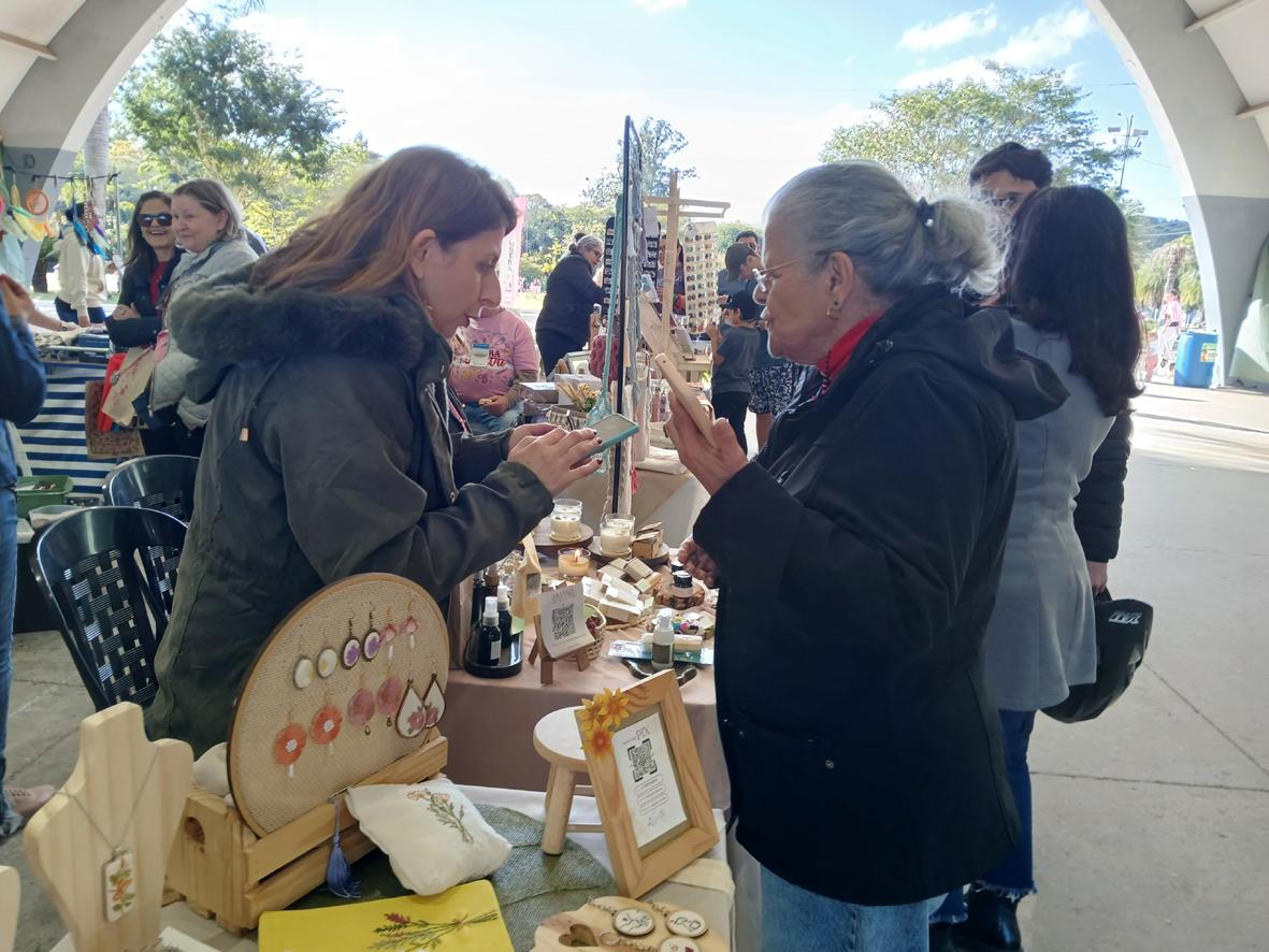 Artesanato, cultura e sustentabilidade movimentam domingo no Parque Luís Latorre