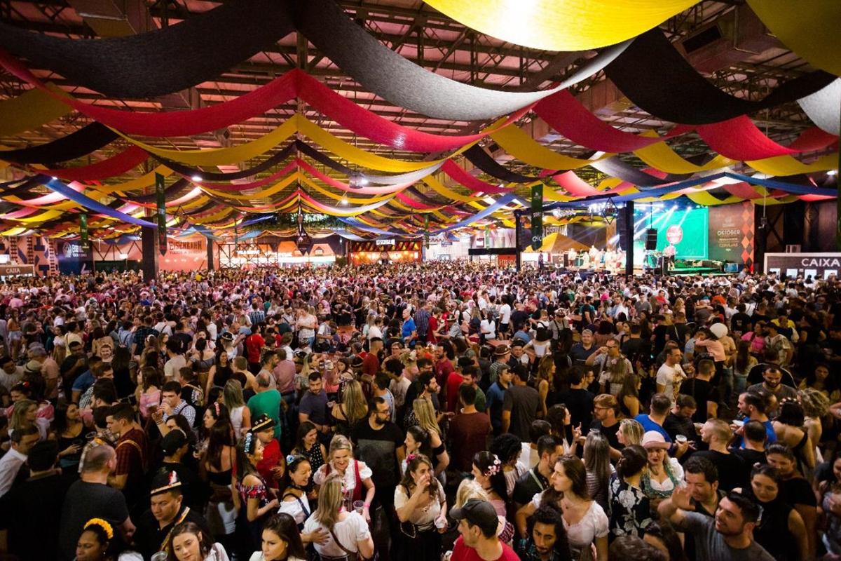 Cerveja e muito mais: conheças as maiores Oktoberfests do Brasil