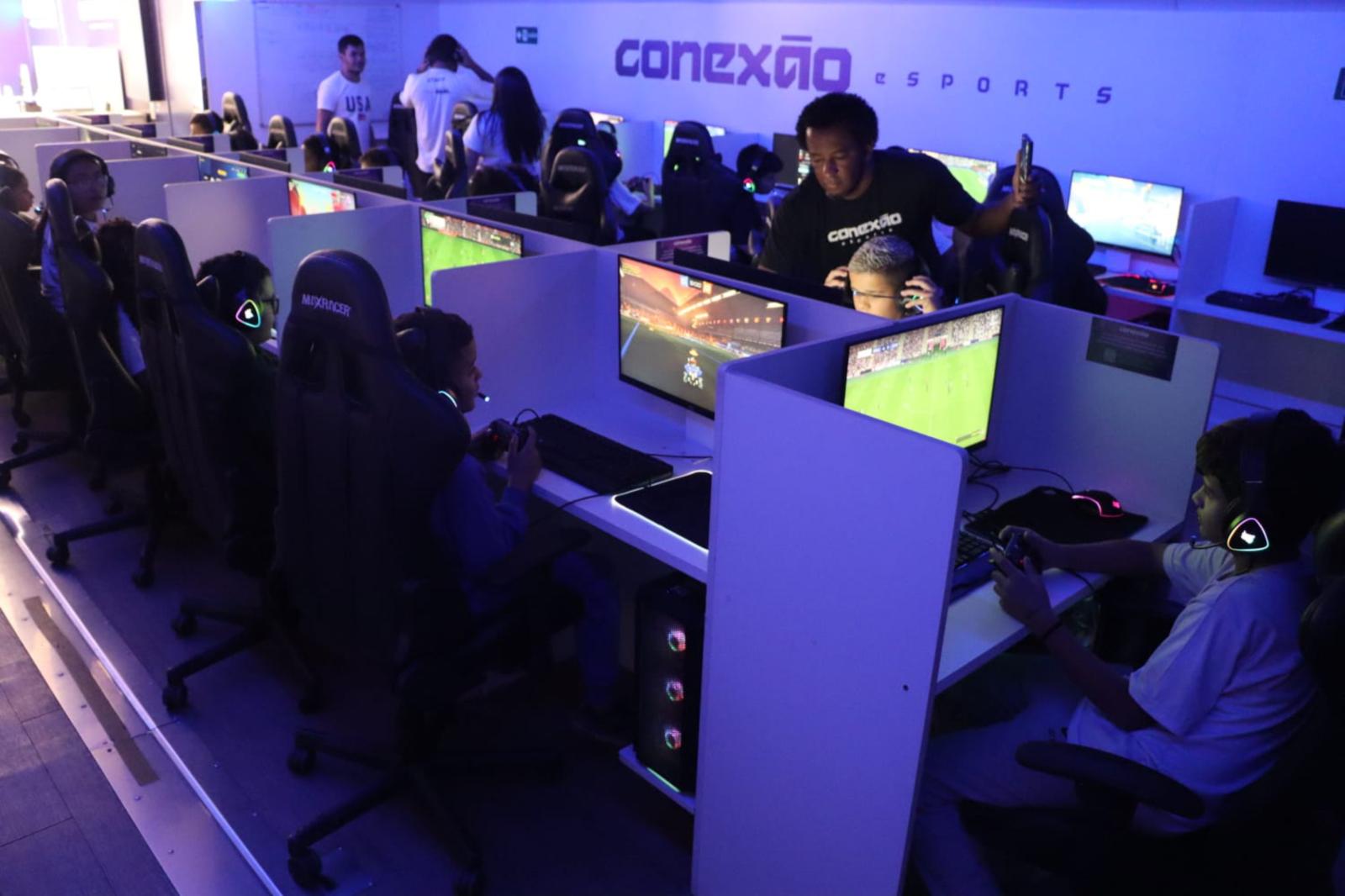 Conexão E-Sports leva Carreta Gamer para Morungaba
