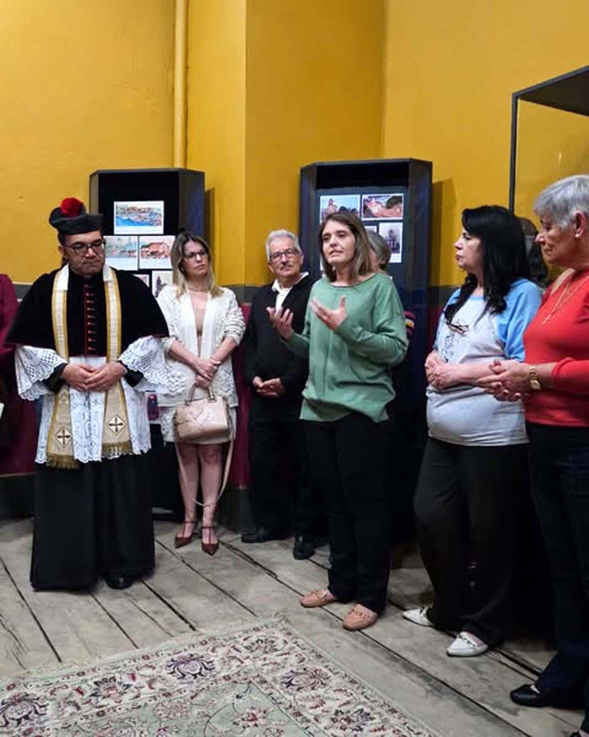 Exposição fotográfica celebra a história e a devoção à Padroeira de Itatiba