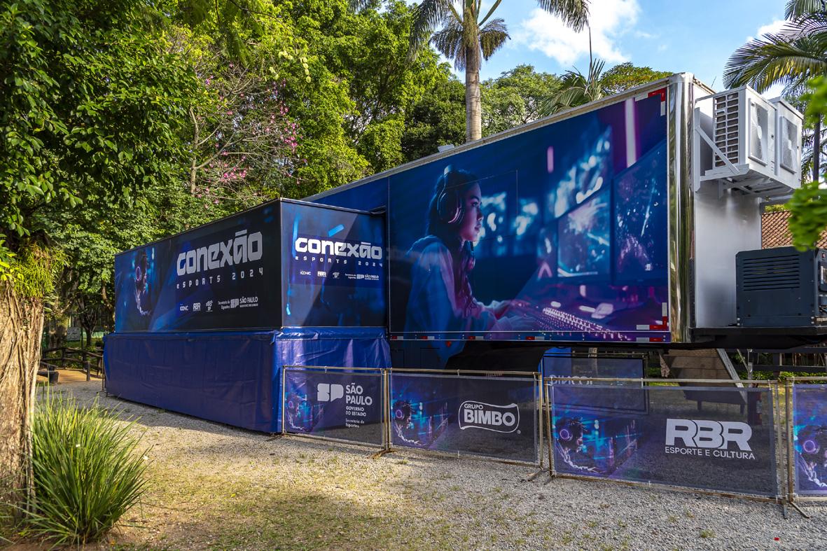 Lan House itinerante chega a Morungaba com games e aprendizado