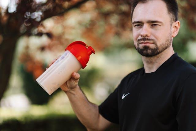 Pré-treino portátil: a nova tendência entre quem treina com frequência