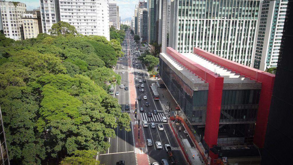 Previsão do tempo para domingo, em SP: intenso corredor de umidade provocará rajadas de vento