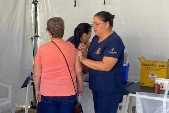 Saúde reforça importância da vacina contra a febre amarela diante aumento de casos no Estado