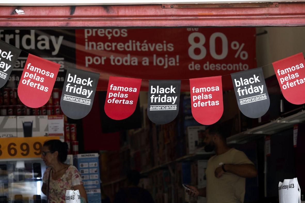 Comércio da RMC deve faturar R$ 1,3 bilhão na Black Friday 2025