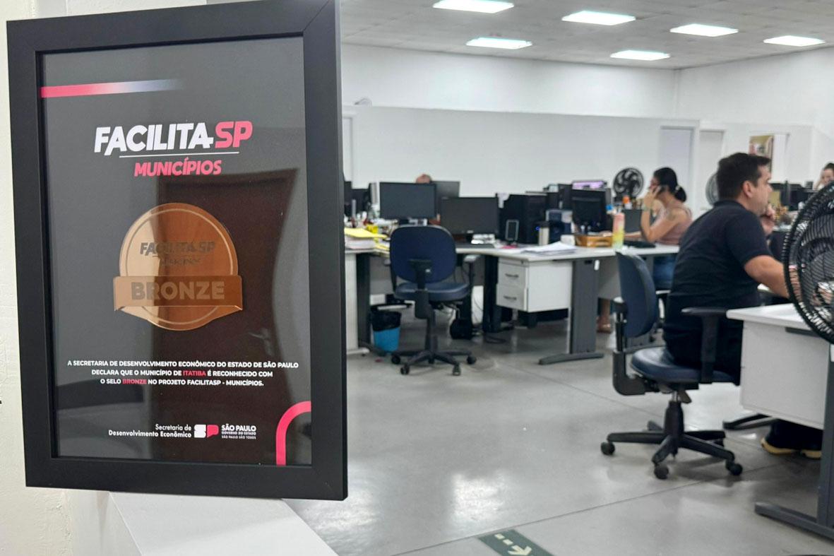 Itatiba recebe reconhecimento estadual por desburocratização de serviços