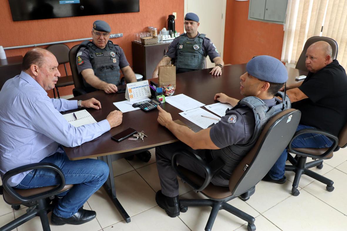 Prefeito se reúne com autoridades da PM para fortalecer ações de segurança em Morungaba