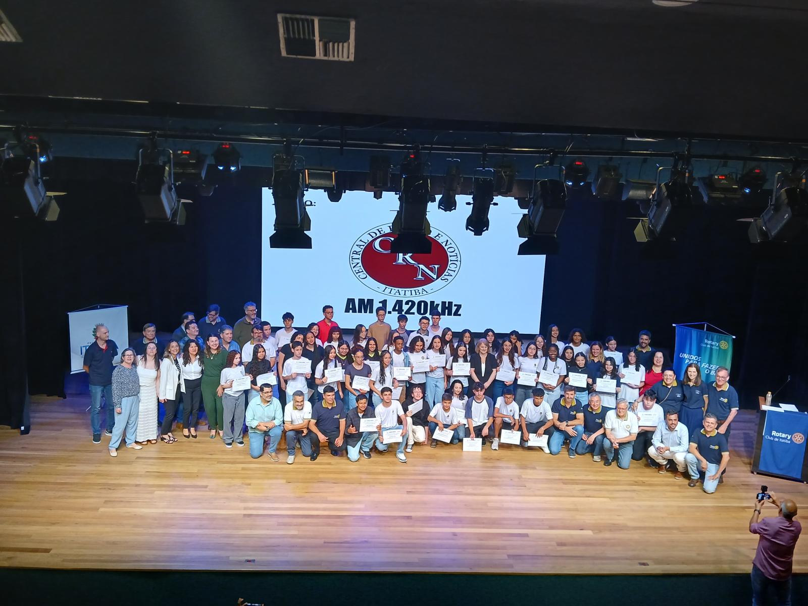 Rotary e Secretaria de Educação apresentam candidatos do concurso “O Melhor Estudante” em Itatiba