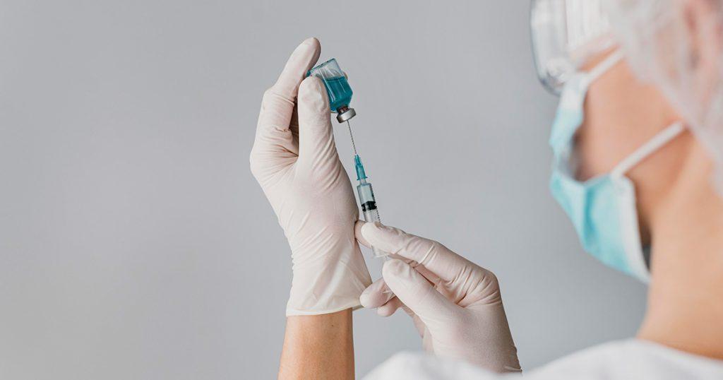 Vacina contra HPV protege contra o câncer, mas ainda precisa de adesão