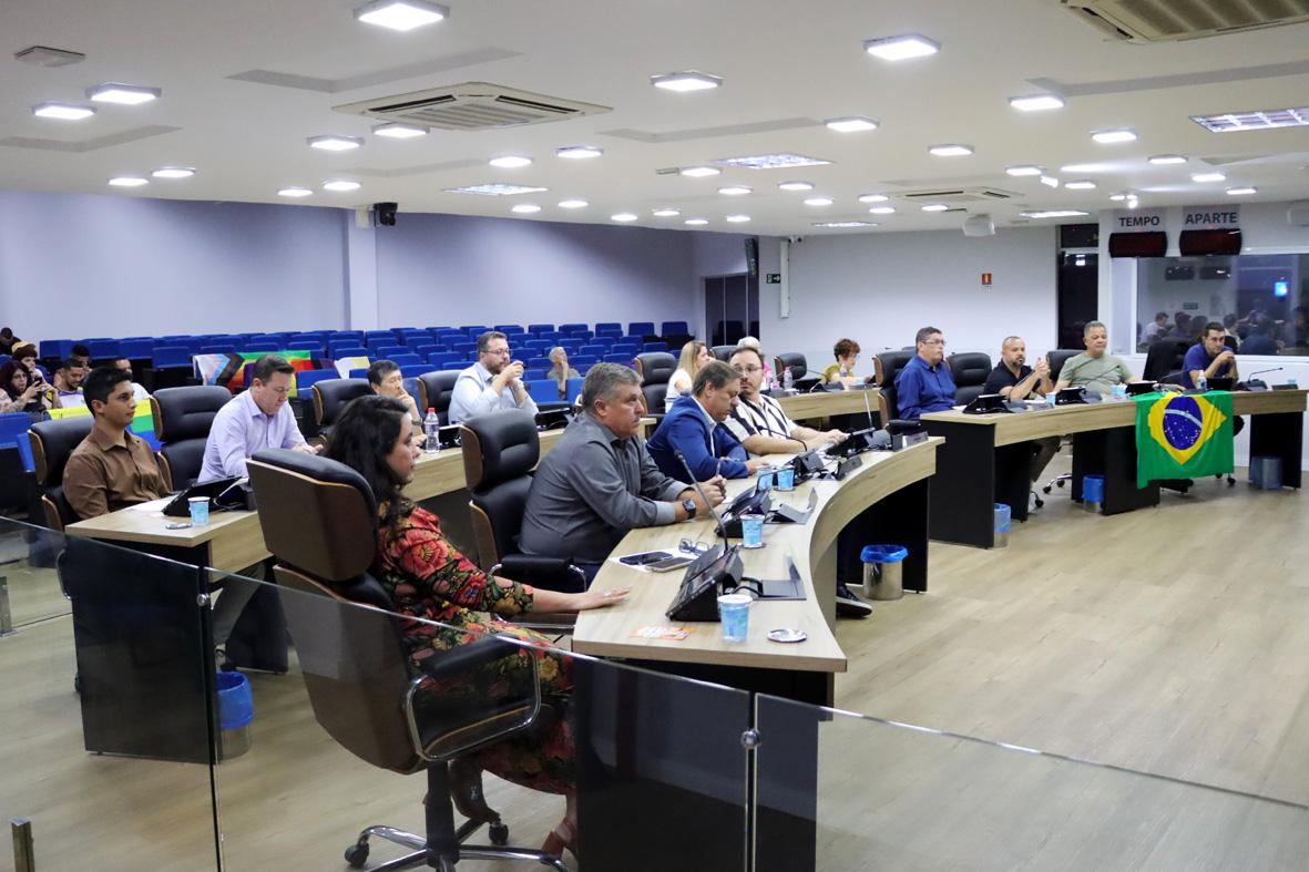 Vereadores apreciam seis projetos de lei na 36ª Sessão Ordinária da Câmara de Itatiba