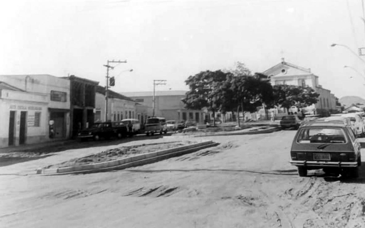 Um pouco da história de Itatiba   e itatibenses contada em fotos