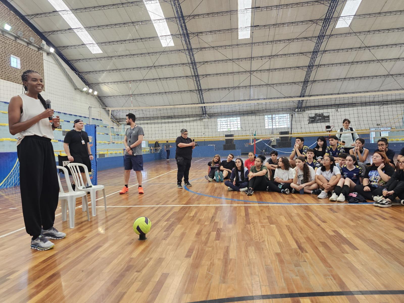 Bragança Paulista recebe Circuito Sesc de Esportes com participação da bicampeã olímpica Fabiana Claudino