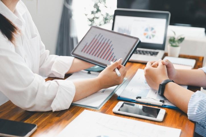 Gestão inteligente: o papel estratégico do sistema de controle financeiro na indústria moderna