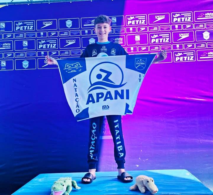Ian Covre representa a Apan itatibense no Paulista de Natação em Bauru