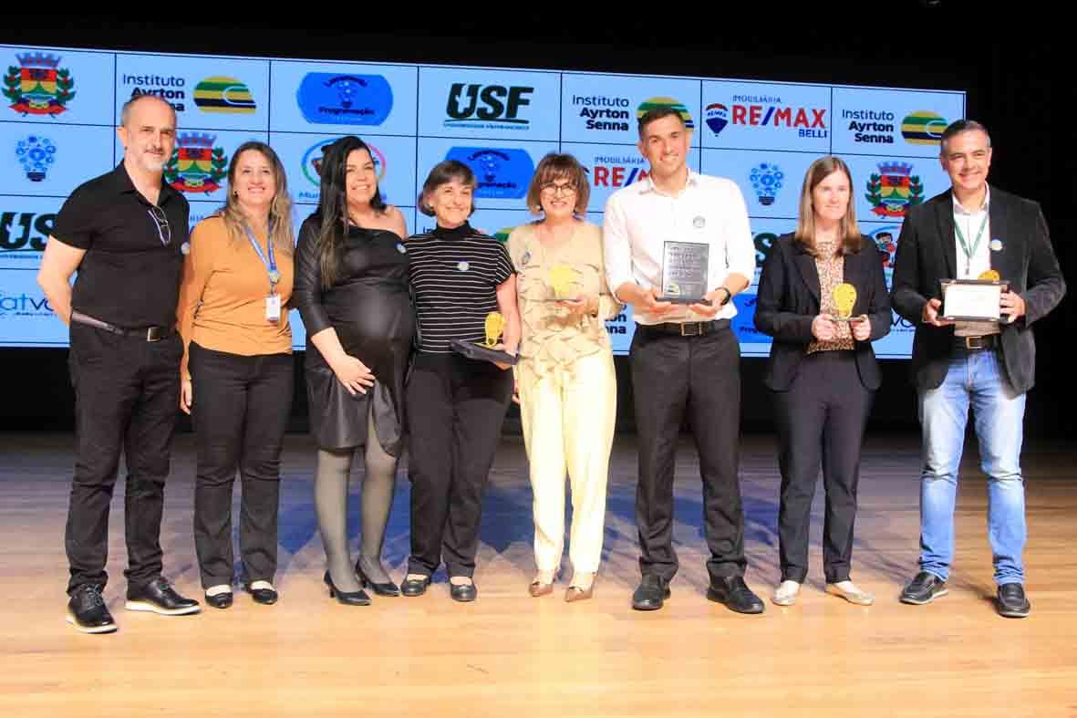 Itatiba celebra 10 anos do Letramento em Programação em noite de gala do Tech Oscar 2025