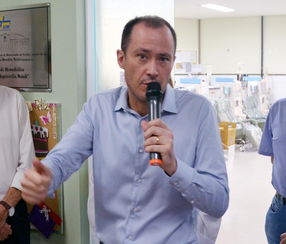 Médico da Santa Casa alerta: mitos sobre o toque retal ainda atrasam o diagnóstico do câncer de próstata