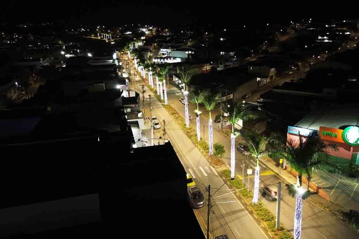 Natal Iluminado 2025 traz mais de 30 atrações gratuitas e transforma Itatiba em cenário mágico