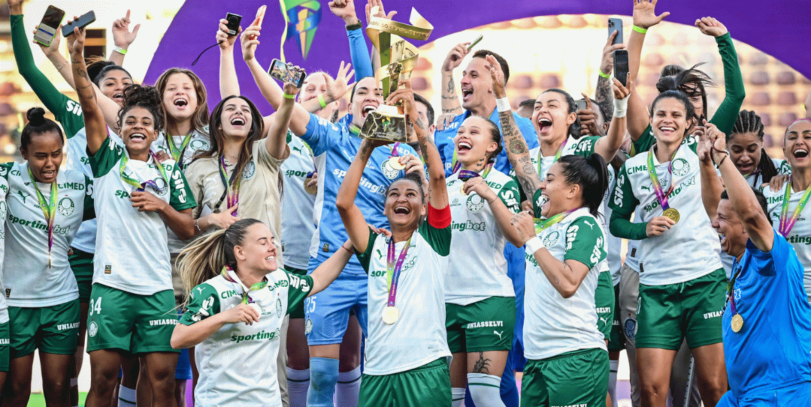 Palmeiras supera Ferroviária e conquista seu primeiro título nacional