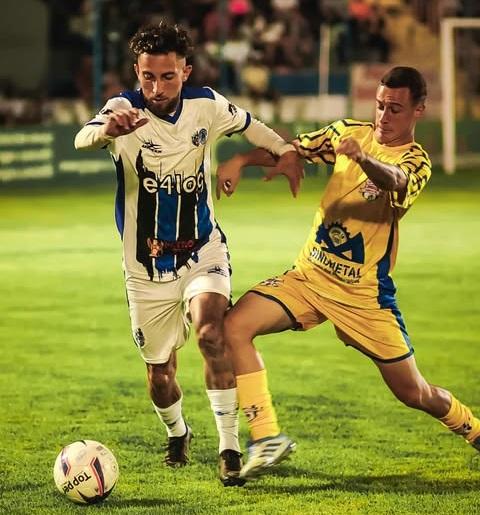 Pedro Fumachi e Unidos da Villa entram em campo pelo título do Amador 2025