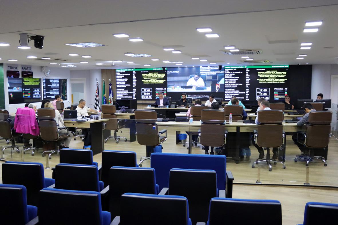 Quatro projetos de lei tramitam na 40ª Sessão Ordinária da Câmara de Itatiba