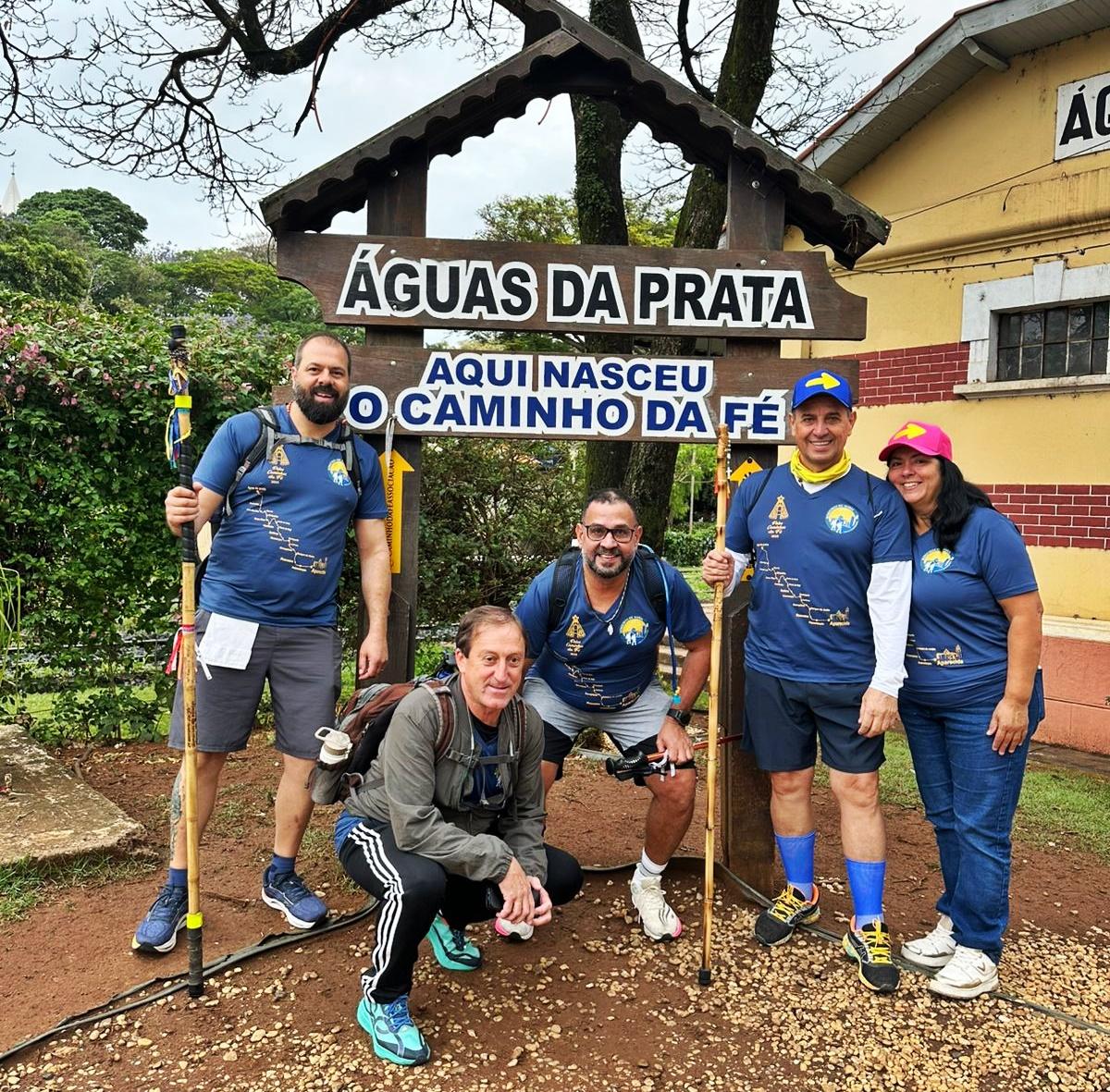 Trezentos e dezoito quilômetros que te levam à Aparecida