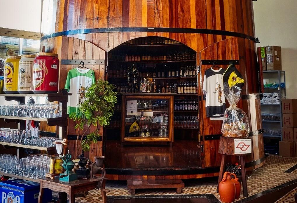 Alta Paulista celebra tradição com mestres da cachaça e experiências únicas